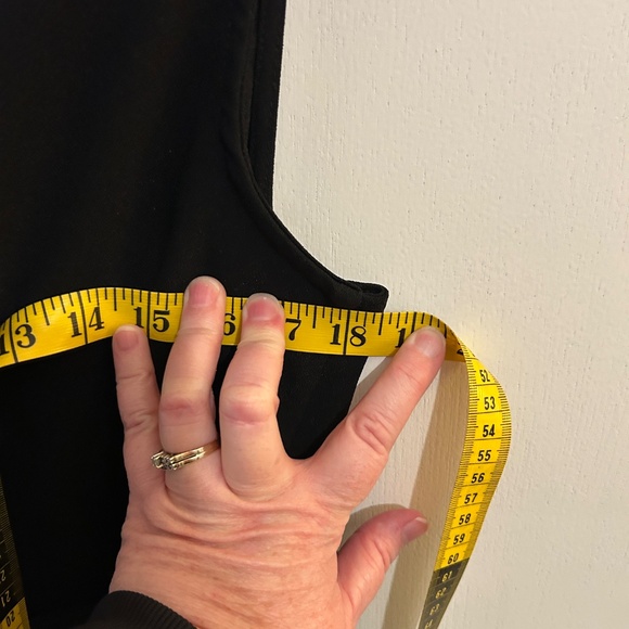 Matteson Size Small Black, Mid-length Vest - Picture 5 of 13